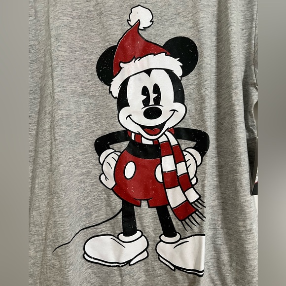 Disney Mickey Santa Tee Adult Small “New” - Picture 2 of 4